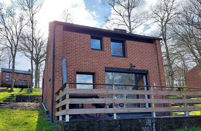 Inviting holiday home in Hastiere with garden