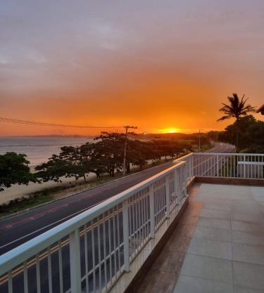 Ipê Amarelo - Frente ao Mar na Praia de Meaípe, Guarapari
