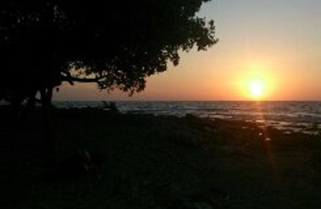 Isla Fuerte House on white sandy beach
