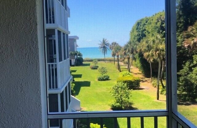 Island Beach Club #220B is a 2/2 vacation rental on Sanibel Island!