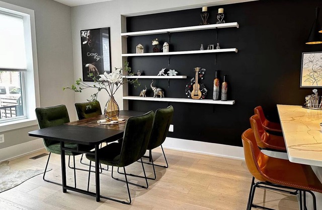 Ivy City neighborhood Gem! 2BR with 2.5 Bathroom Condo