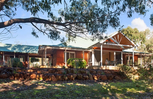 Jarrah Knoll Bungalow