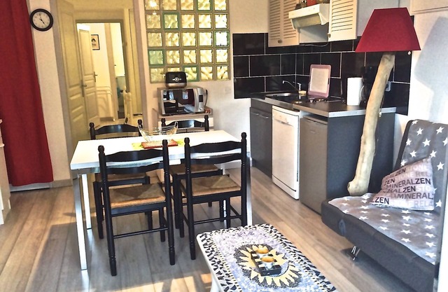 JOLI T2 Pays Basque for vacations or cures near Cambo les Bains (10mm)