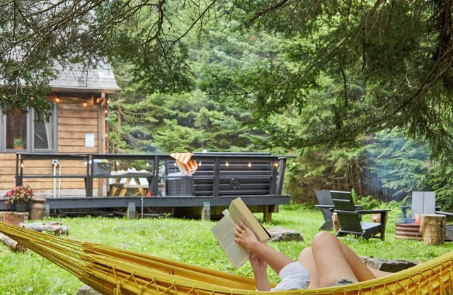 Kaaterskill Retreat~Hot Tub~Fire Pit~Hiking~BBQ