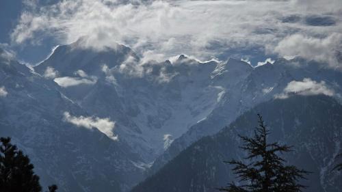 Kailash Vista