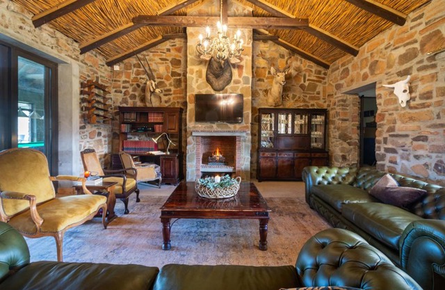 Kamagu Safari Lodge