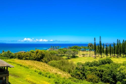 KBM Resorts FREE CAR Kapalua Ridge Villas Ocean view Large 2-Story Villa with 3-Bedrooms KRV-722