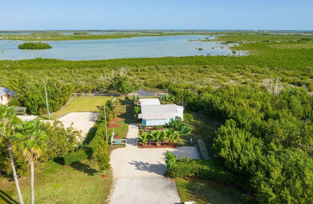 Kelly's Kabin - Adorable Private Summerland Key Cottage