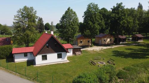 Kemp na Zálabí - centrální chata