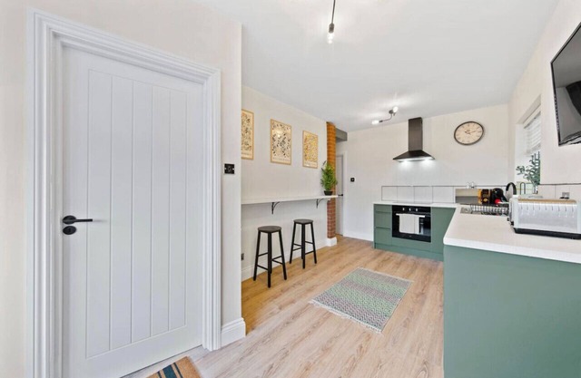 Kettering Central - Exquisite Apartment