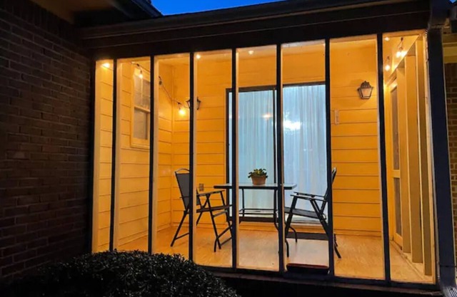 King Bed Cozy 3BR/2BA Home in Griffin GA