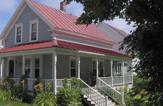 Kingfield Farm House