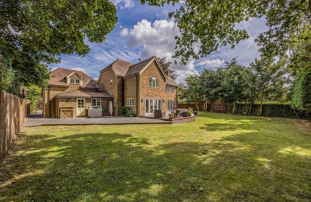 Kingley - Chichester - sleeps 10 guests in 4 bedrooms
