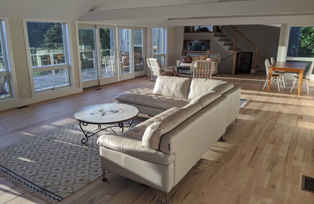 Knockout Modern, Sweeping Views, Beach Walk