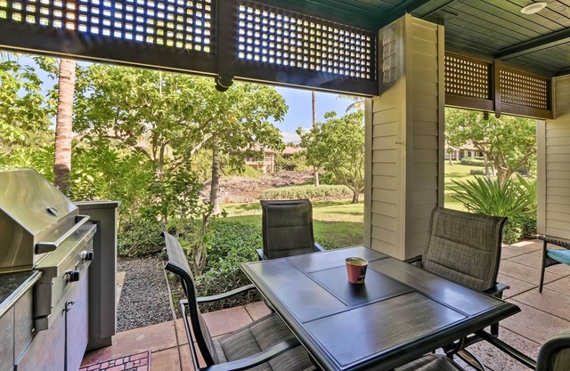 Kona Coast Condo w/Lanai & Outdoor Kitchen!