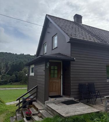 Koselig hus i landlige omgivelser