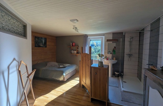 L'Authre room with breakfast included