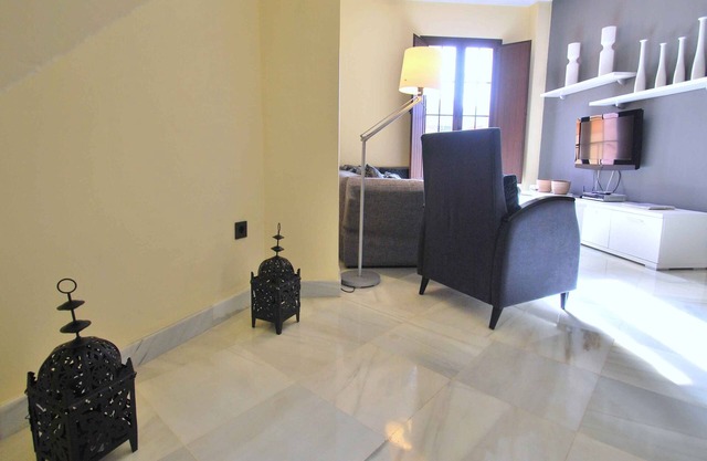 L5.3 Dorm. Apartment with Terraces/WIFI/Air Conditioning/Kitchen