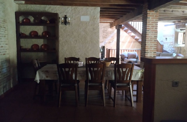 La Casería I y II, Antiguo Convento Restaurado en un Pueblito de Segovia