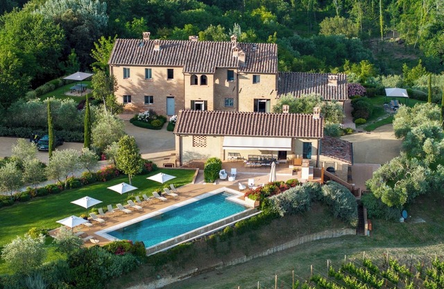 La Fonte Di Santa Regina 16, Emma Villas