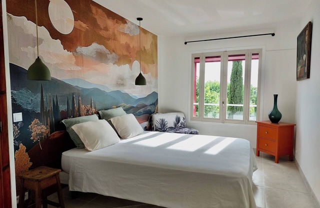 La maison de Flassan close to Bedoin and Mont Ventoux Chic and Sport swimming pool