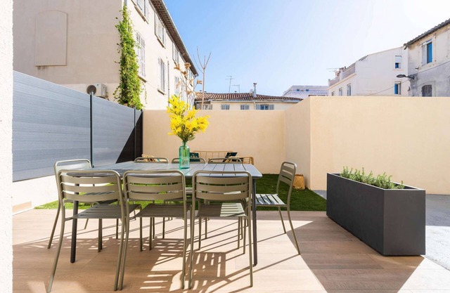 La Maison du Parc is a beautiful property in downtown Marseille