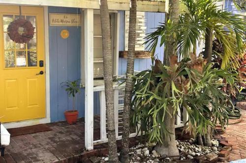 La Petite Maison Bleue