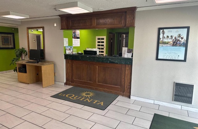 La Quinta Inn by Wyndham Omaha Southwest