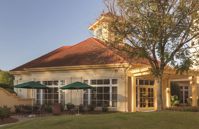 La Quinta Inn & Suites by Wyndham Atlanta Ballpark/Galleria