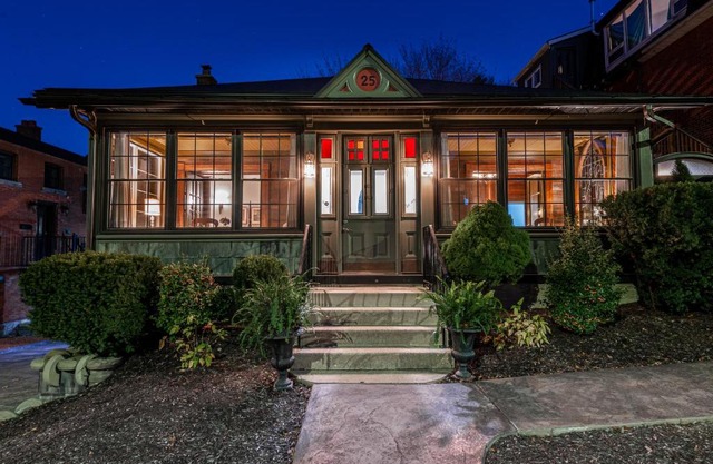 Lake Suite with Sunroom by Henry House Stays