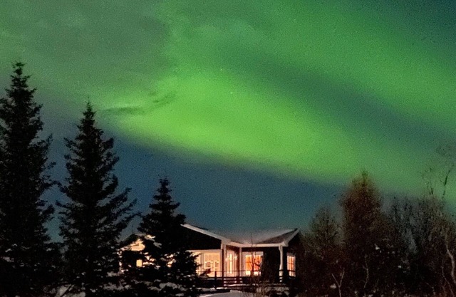 Lake Þingvellir Cottage