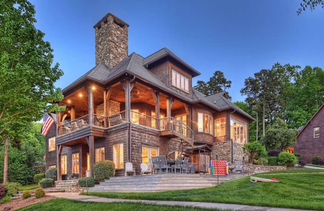 Lakefront, Private Dock+Beach, Game Room | Sunset Shores Resort: The Grand House