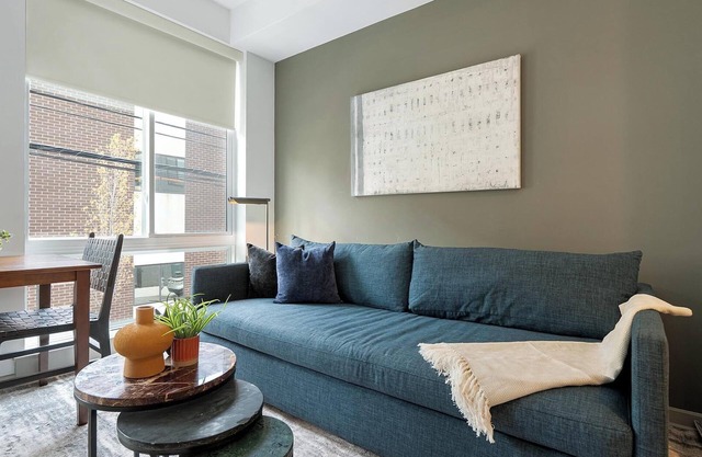 Landing at Commons on Ludlow - 1 Bedroom in Uni.