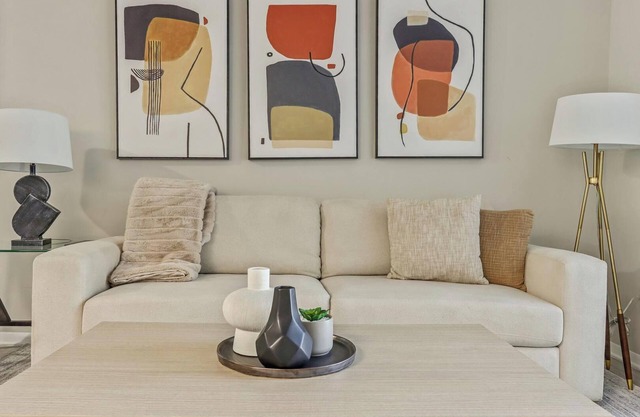 Landing at The Hub at 934 - 1 Bedroom in Riverdale