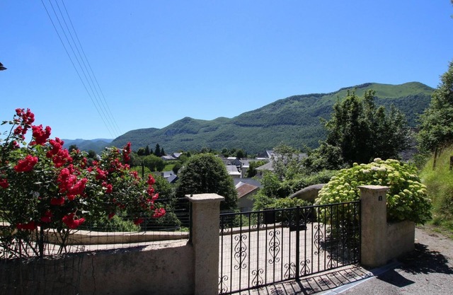 LAPUYADE - SAINTE-COLOME