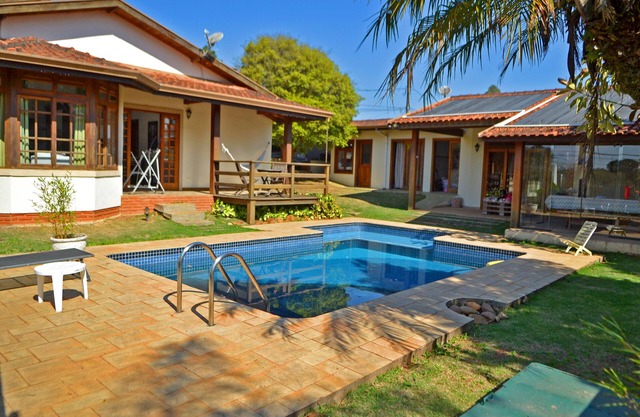 Large and Cozy Country House at 40 km from São Paulo !