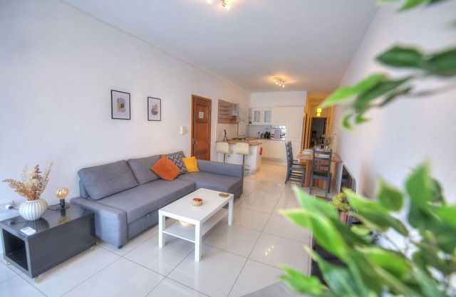 Large and modern 2bedroom with balcony GLUB1-1