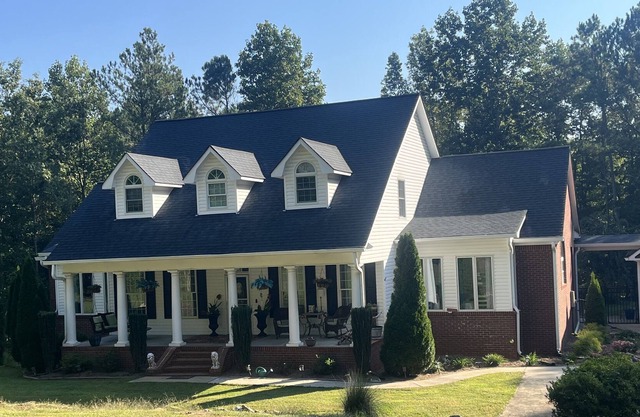 Large, Clean, Secluded 8 Acre Douglasville Estate for People & Dogs