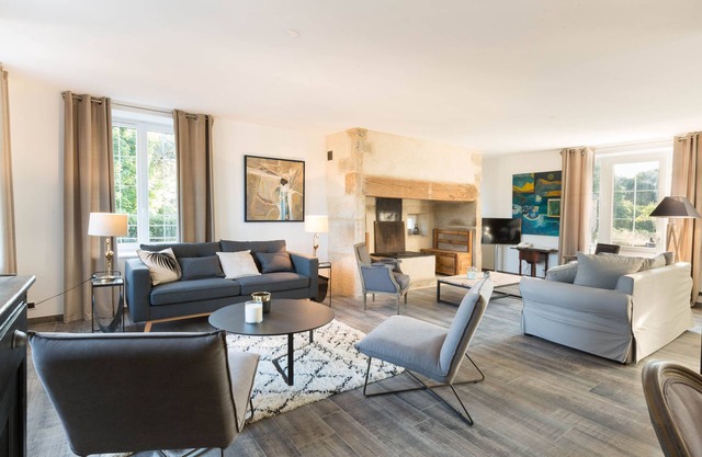 Large country house with SPA accessible to disabled people
