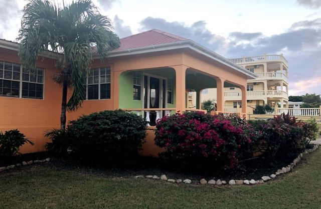 Large family villa with ocean view and gardens