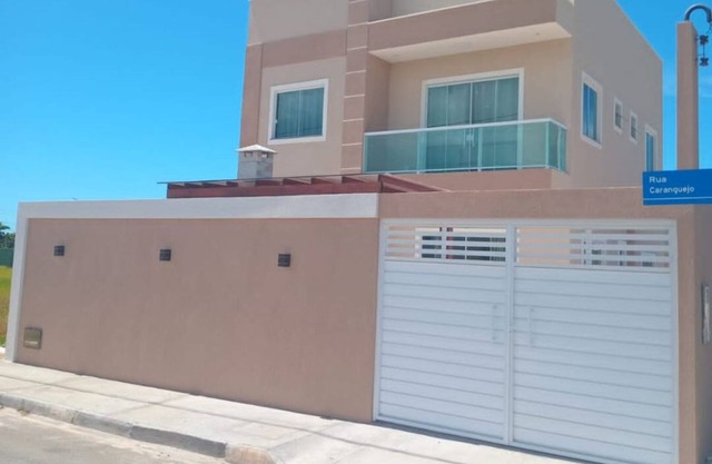 Large house, inside a condominium with leisure infrastructure and close to the beach!