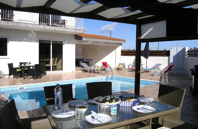 Large Private Villa With South Facing Pool In A Quiet And Scenic Village