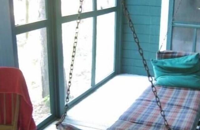 Large, rustic lakefront cottage near Ottawa/arnprior Ontario
