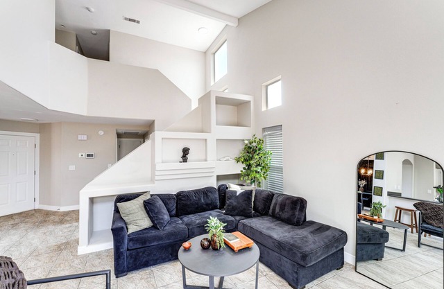 Las Vegas Home w/Private Pool - Close to Casinos!