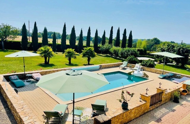 Le Domaine du ValfeEric with charming gîte, ideal for family gatherings