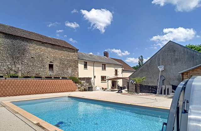 Le Domaine de la Forge , à Saint Yrieix les Bois