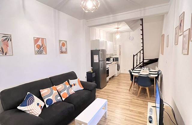 Le Duplex 68m2 apartment close to shops, town center and beach