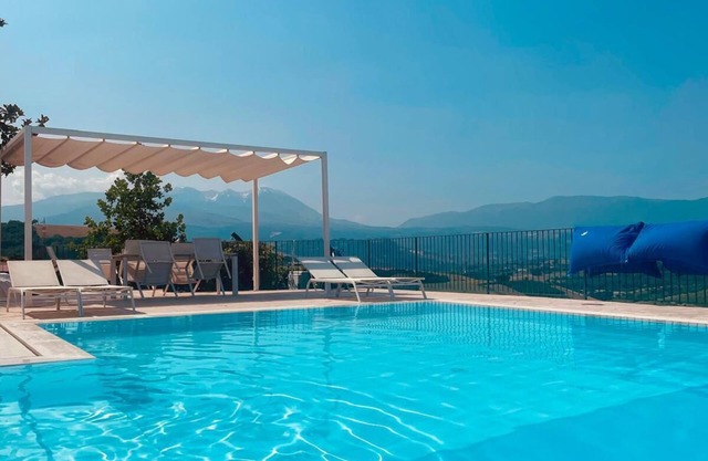 Le Galelle, Country House Apartment - 3 Bedroom Apartment