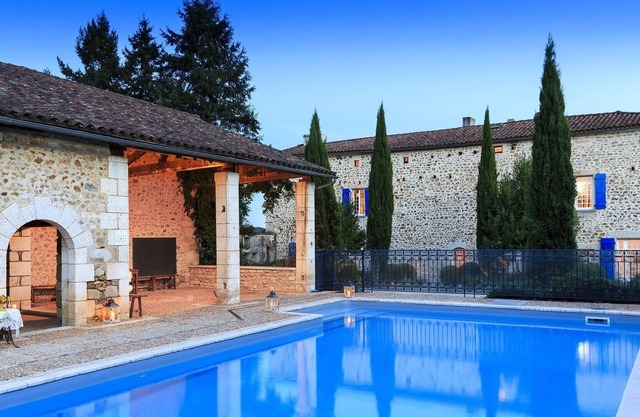 Le Petit Mas - Five Bedroom Villa, Sleeps 8