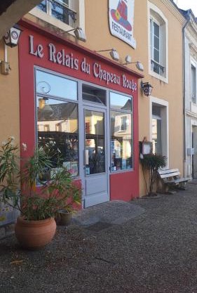 Le relais du chapeau rouge